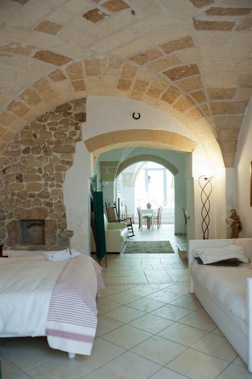 Casa D'Artista Suite & Garden Lecce Pokoj fotografie